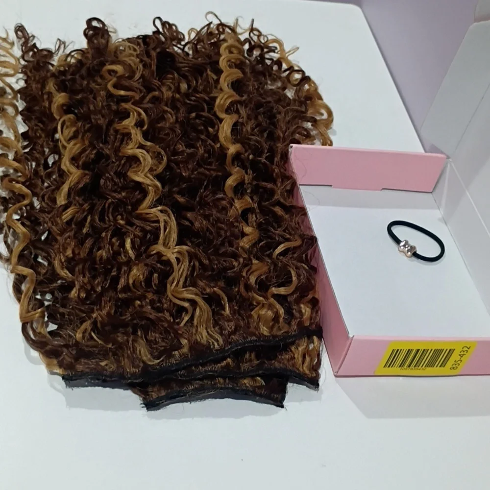 20” Curly Clip-In Hair Extensions • Dark Golden‎ Brown w/ Highlights • 4PC Set